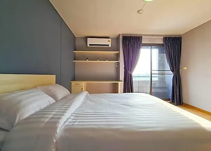 We Resident Hotel